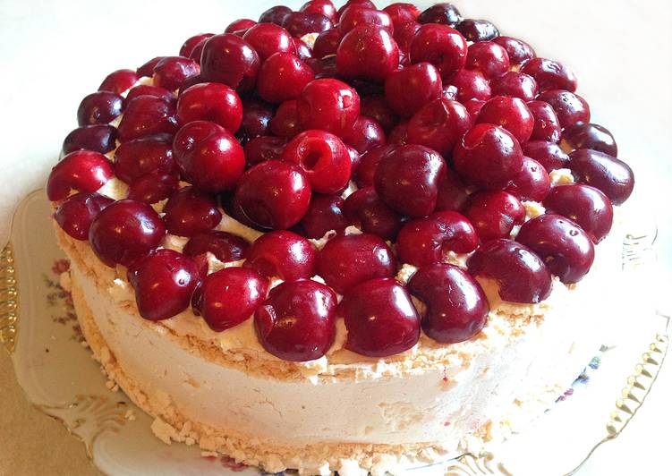 Cherry pavlova