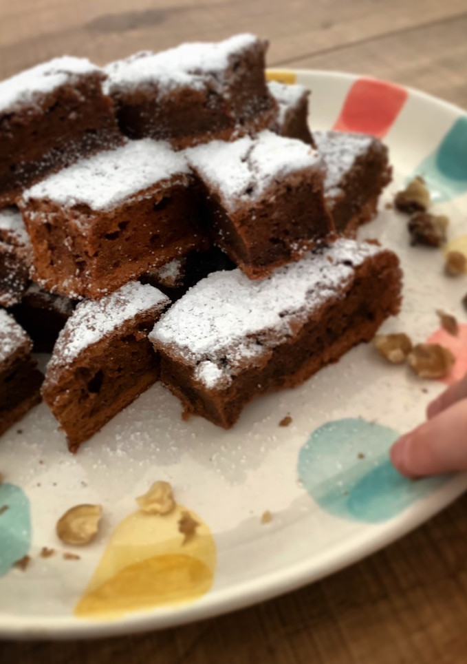 Una foto de Brownie de nocilla o nutella para 1° cumplemes de Carmen 🍰🍫👧🏼