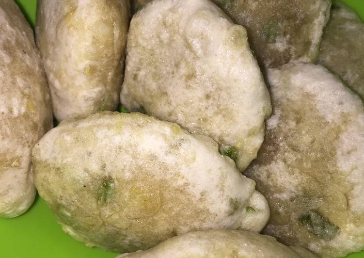 Langkah Mudah untuk Menyiapkan Cireng isi bumbu pecel Anti Gagal