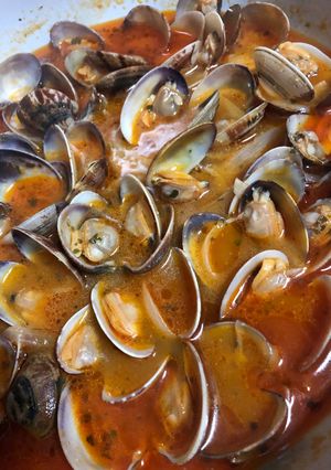 Una foto de Almejas a la marinera