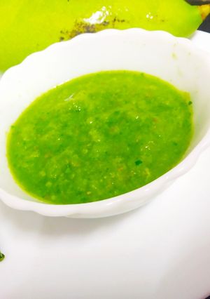 A picture of Raw mango chutney.