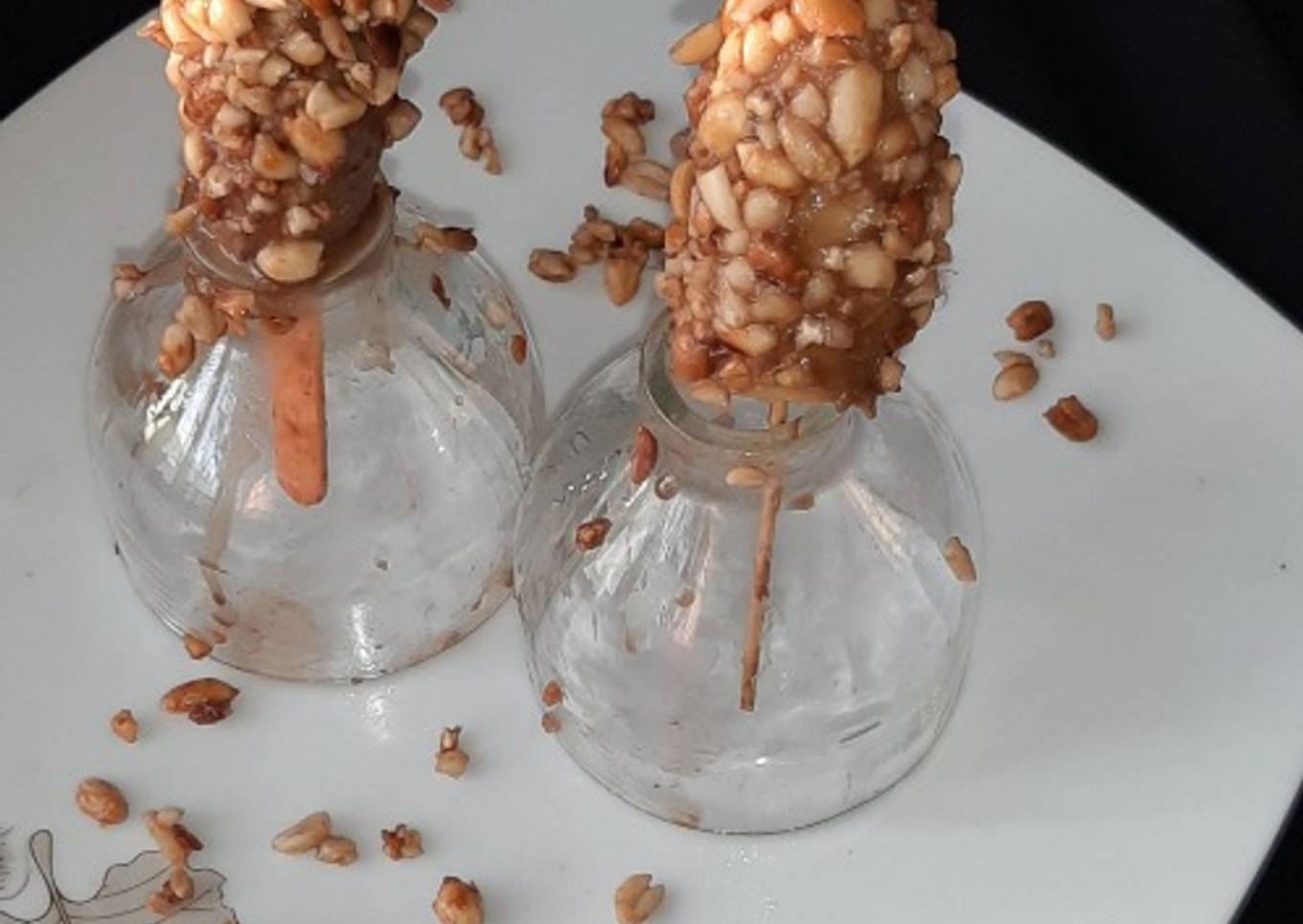 Peanut coated Banana Lolly