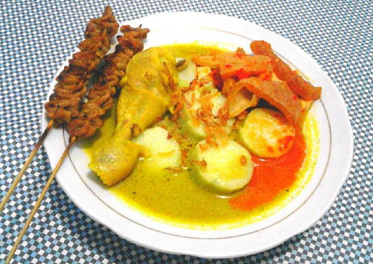 Cara Membuat Lontong Opor Ala Vina Yang Renyah