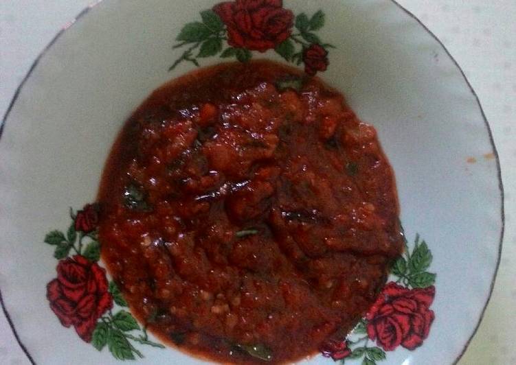 Langkah Mudah untuk Membuat Sambal terasi daun jeruk 🍋🍊 Anti Gagal