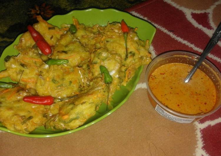 Resep Bakwan Jagung Saus Kacang Anti Gagal