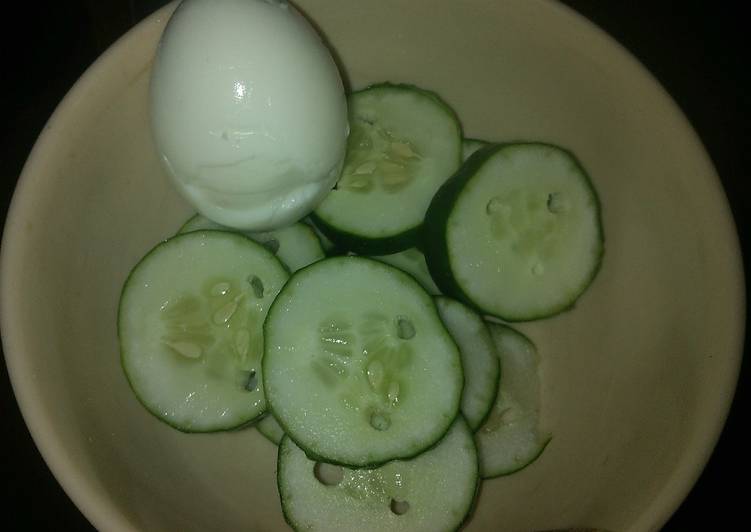 Boiled egg with cucumber
