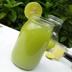 A picture of Cucumber lemonade🍹.