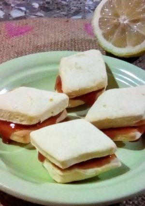 Una foto de Tapitas Fit de limón para alfajorcitos 🍋└⁠|⁠∵⁠|⁠┐⁠♪