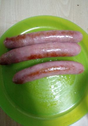 Una foto de Salchichas a la plancha