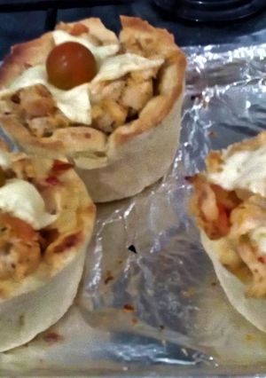 Una foto de Quiches con Pollo, Salchicha, Queso🍗🥖🧀