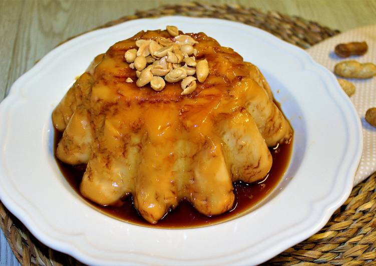 Flan de turrón de cacahuetes
