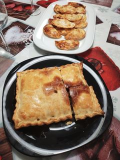 Una foto de Tarta rellena con vacío horneado el día anterior