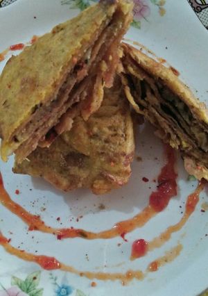 A picture of Roti pakauda.