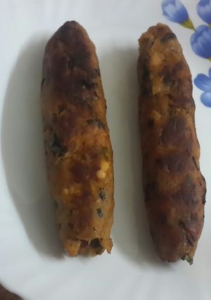 A picture of Chicken Seekh kabab.