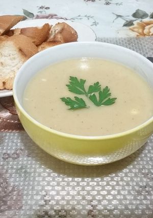 A picture of French Onion Soup.