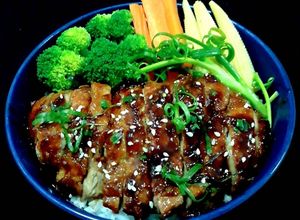 รูปของ ข้าวหน้าไก่เทอริยากิ Donburi Teriyaki Chicken