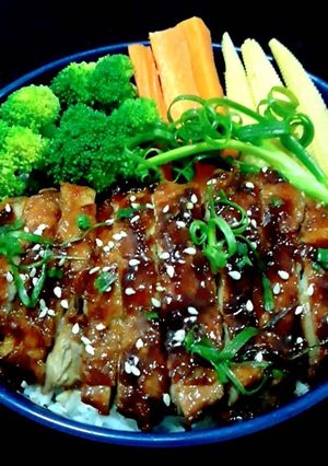 รูปของ ข้าวหน้าไก่เทอริยากิ Donburi Teriyaki Chicken