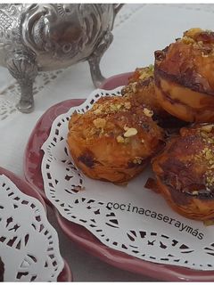 Una foto de Dulce de frutos secos y miel