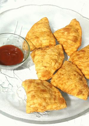 A picture of Striped Veggie Samosa.
