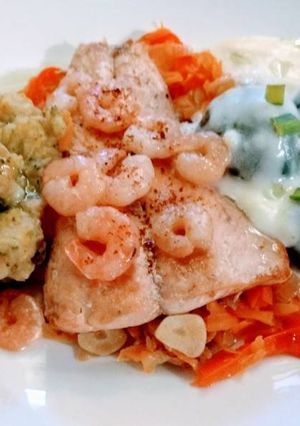 Una foto de Salmón Go Viña ! Sinfonía quinta costa !!! (viñamarina style)