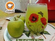 Gambar jus epal hijau
