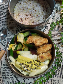 黃金土魠魚塊時蔬便當 的食譜成品照片