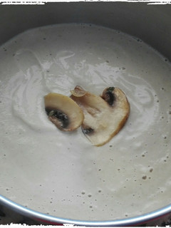 Una foto de Crema de champiñones