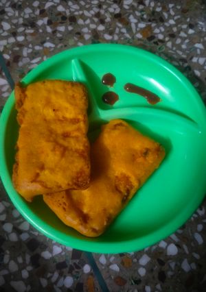 ब्रेड पकौड़ा (bread pakoda recipe in Hindi) रेसिपी मुख्य फोटो