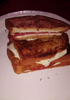 A picture of Toasted cheese and Lebanon bologna.