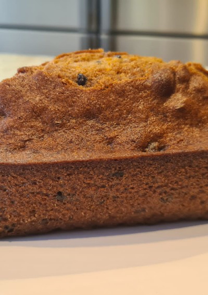 Una foto de Bizcocho de galletas Digestive y trocitos de chocolate