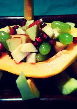 A picture of Octopus fruit salad.