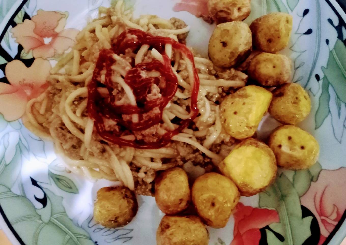 Spaguettis con carne molida