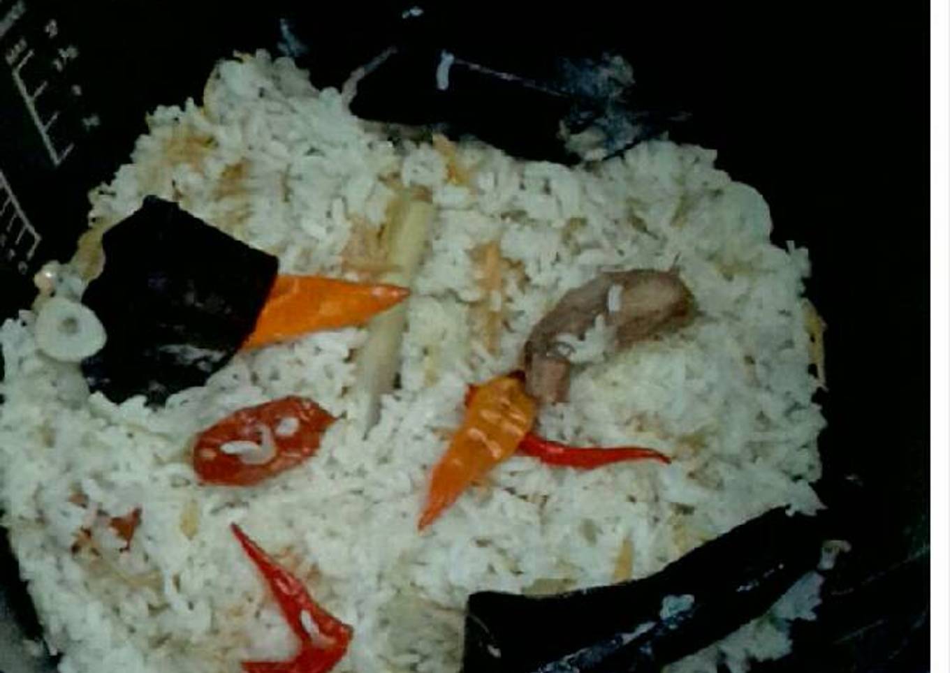 Nasi pedesaan dengan ikan teri
