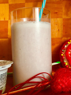 Una foto de Batido proteico de melón y uva (con queso Skyr)