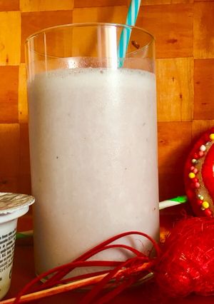 Una foto de Batido proteico de melón y uva (con queso Skyr)