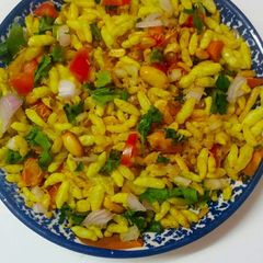 A picture of Bhel Puri.