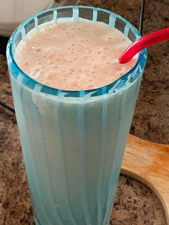 Una foto de Licuado de papaya y chía