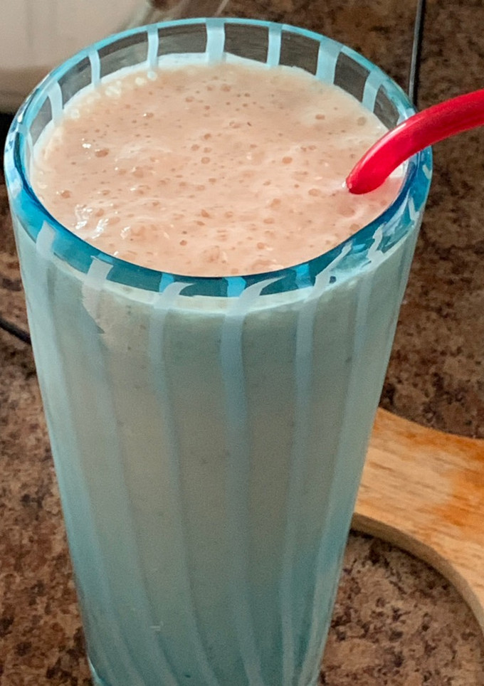 Una foto de Licuado de papaya y chía