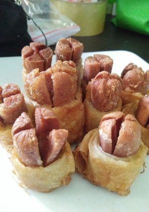 Foto resep Sosis balut kulit lumpia cemilan untuk bekal anak sekolah