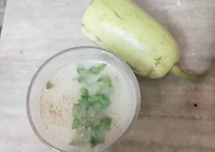 Bottle gourd soup (ghiya)