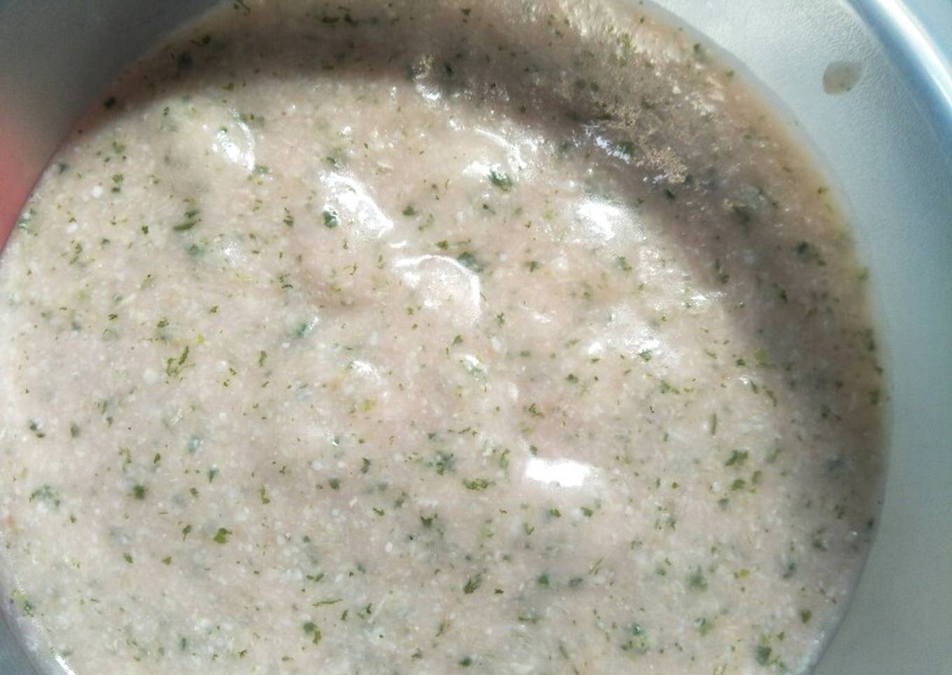 Nasi tim ceker ayam + bayam merah untuk MPASI bayi 6-8 BLN