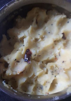 আলু ভাতে (Aloo bhate recipe in Bengali) রেসিপির প্রধান ছবি