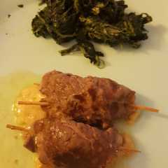 A picture of Involtini prosciutto cotto e fontina.