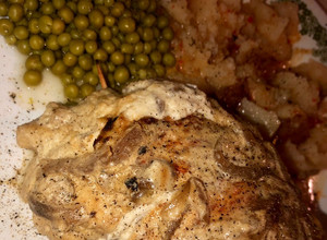 A picture of 30 minute French onion stuffed & smothered chicken.