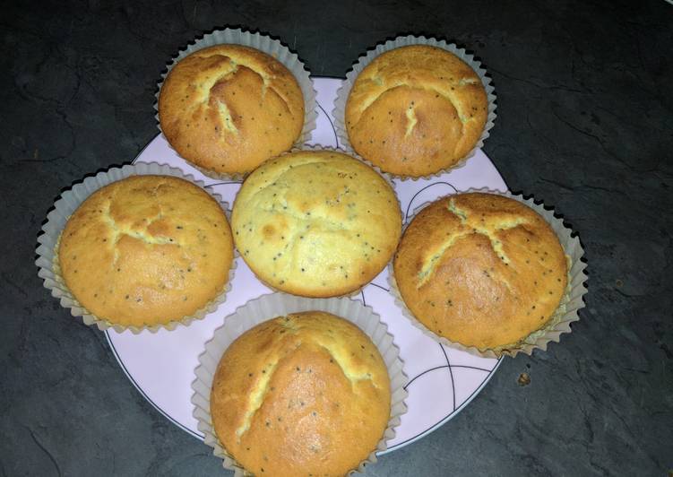 Lemon and Poppy seed Muffins