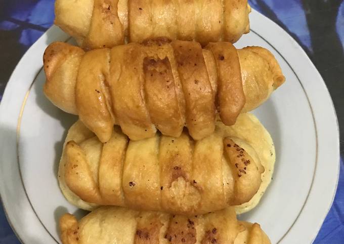 Bagaimana Menyiapkan Roti Goreng Pisang Coklat, Enak