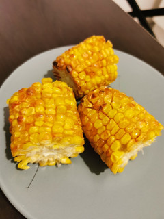A picture of Épi de maïs grillé à l'air fryer.
