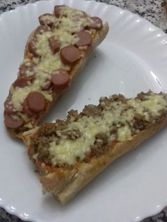 Una foto de Paninis caseros
