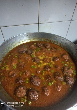 A picture of Restaurant Style Gobhi Kofta Curry.