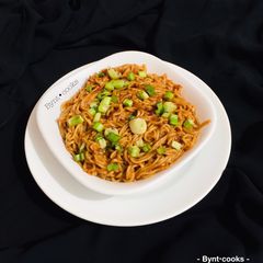 A picture of Saucy Noodles.